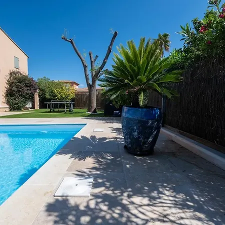 Vila 8pers Air Conditioning Heated Pool